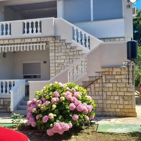 Apartments Pavic Sukosan Exterior photo