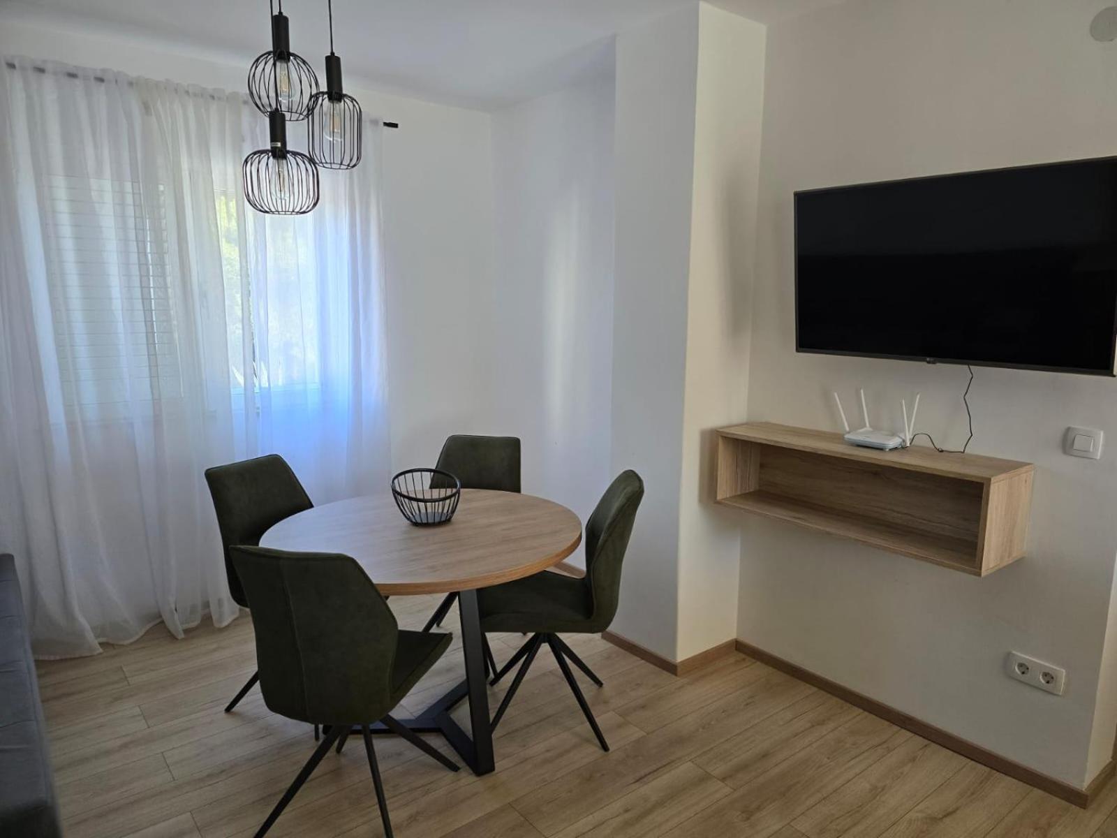 Pavic Apartment *
